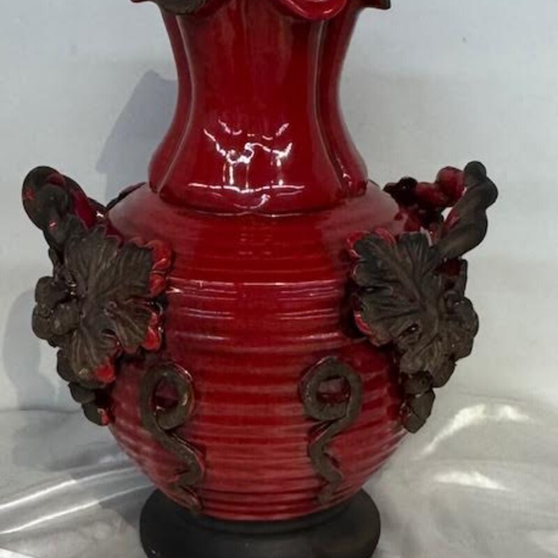Twist Handle Leaf Ornate