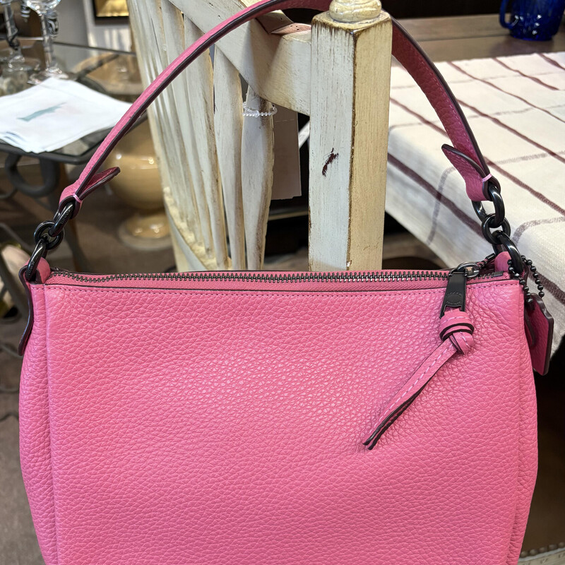 Coach Shay Pink Confetti Shoulderbag
Pink and black
 Size: 10x8H