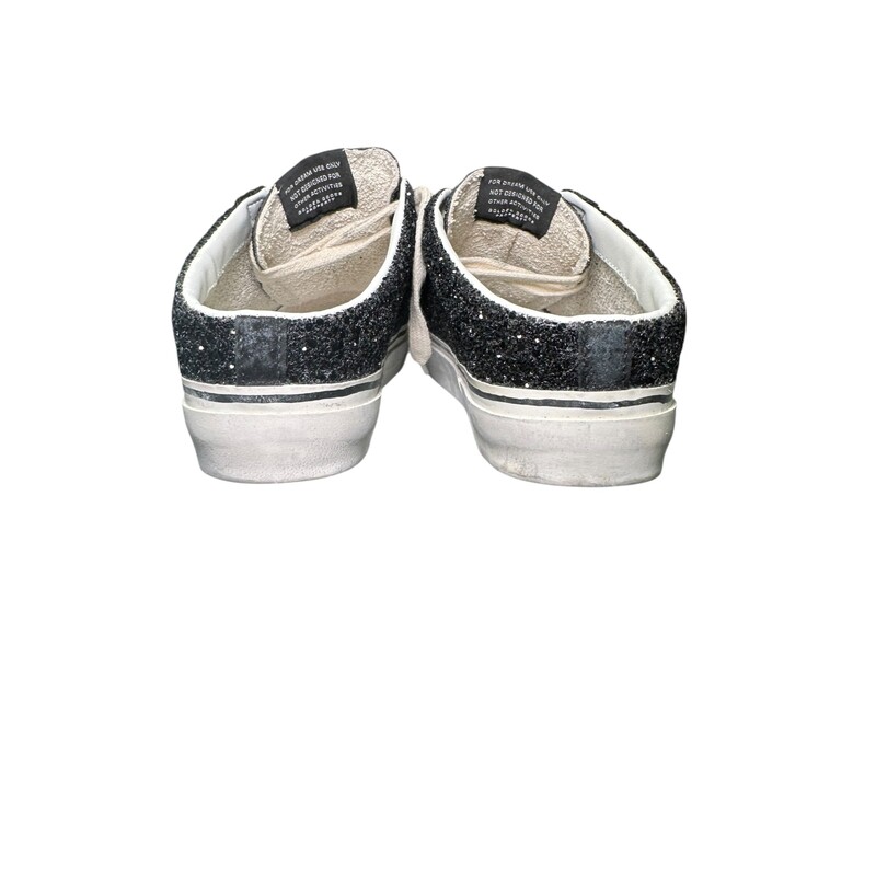 Golden Goose Sabot Black Glitter Bio Based Star<br />
<br />
Size 38<br />
<br />
In very good condition. Like new.<br />
<br />
Does not come with original dust bag or box