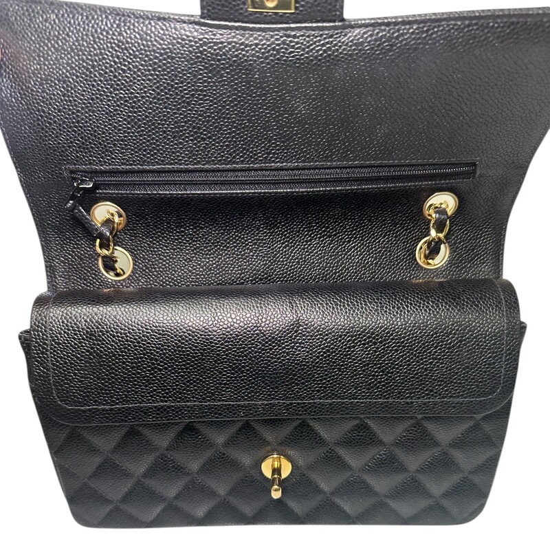 Chanel Flap Caviar Black<br />
<br />
Code: 9508***<br />
<br />
Dimensions:<br />
10 x 6 x 2.5<br />
<br />
In very good condition. Light scratching to the interior.<br />
<br />
Comes with original box. No dust bag.