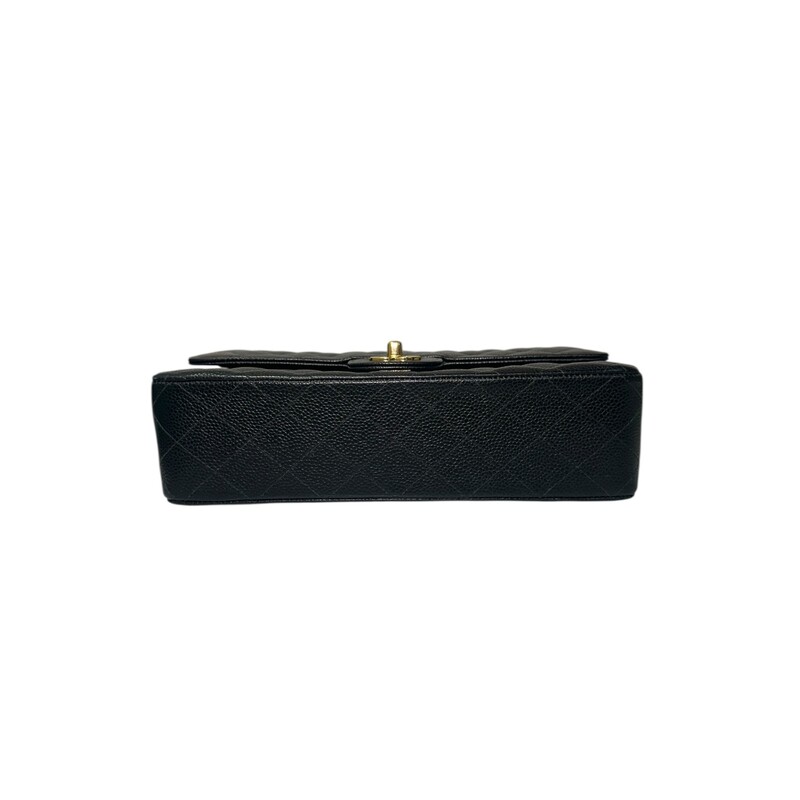 Chanel Flap Caviar Black<br />
<br />
Code: 9508***<br />
<br />
Dimensions:<br />
10 x 6 x 2.5<br />
<br />
In very good condition. Light scratching to the interior.<br />
<br />
Comes with original box. No dust bag.