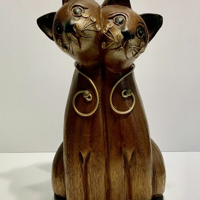 Wood Carved Pair Of Cats