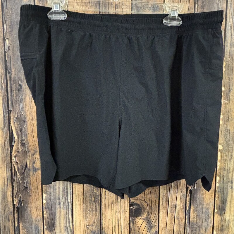 Black All In Motion Soft Shorts, Size: L