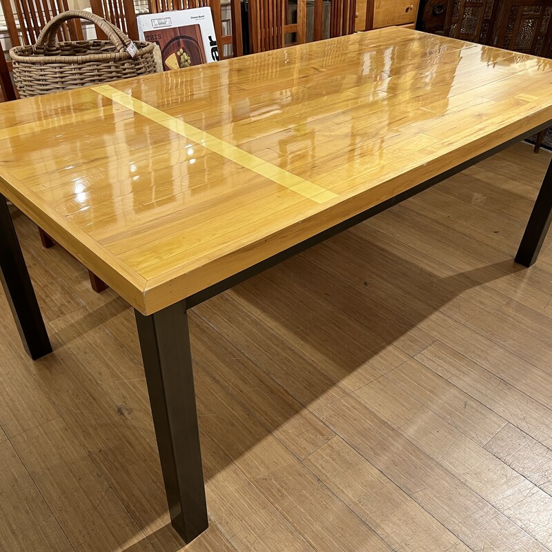 Table Dining -Gym Floor-