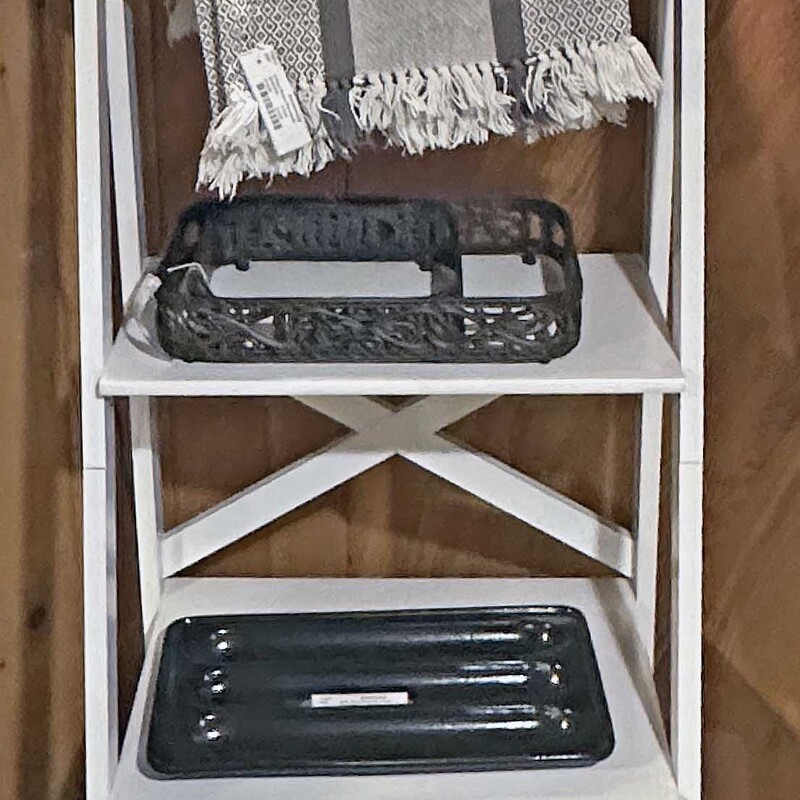 White 4 Shelf Ladder Disp
