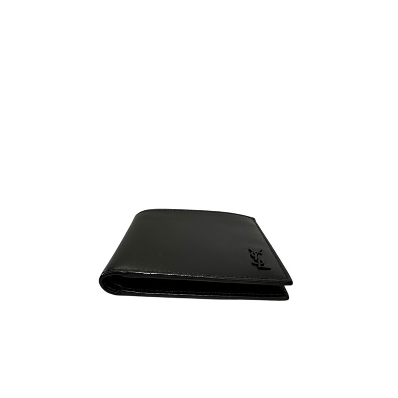 YSL Billfold Leathe Black<br />
<br />
Code: ALM607727 1022<br />
<br />
Dimensions:<br />
4.72in x 3.94in x 0.39in<br />
<br />
In excellent condition.<br />
<br />
Comes with the original dust bag and box.