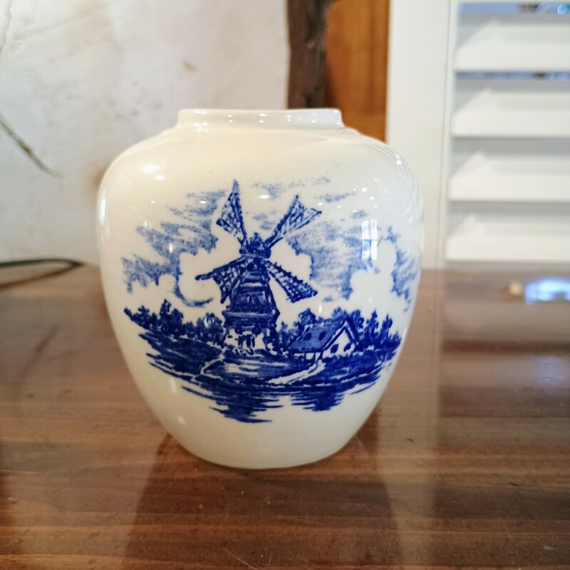 Nanco BlueDreftJapan Vase