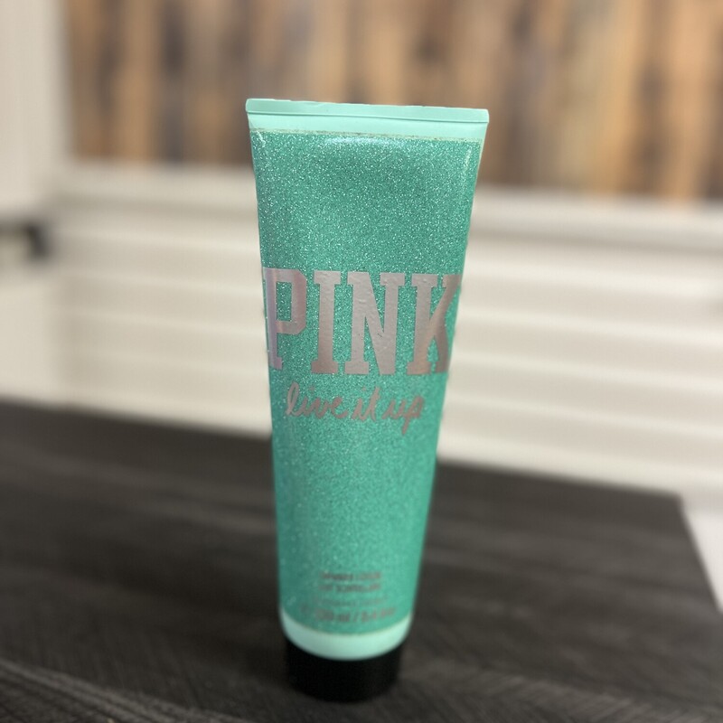 PINK Live It Up Lotion