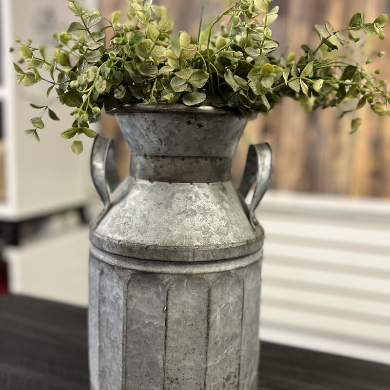 Tin Jar W/ Greenery