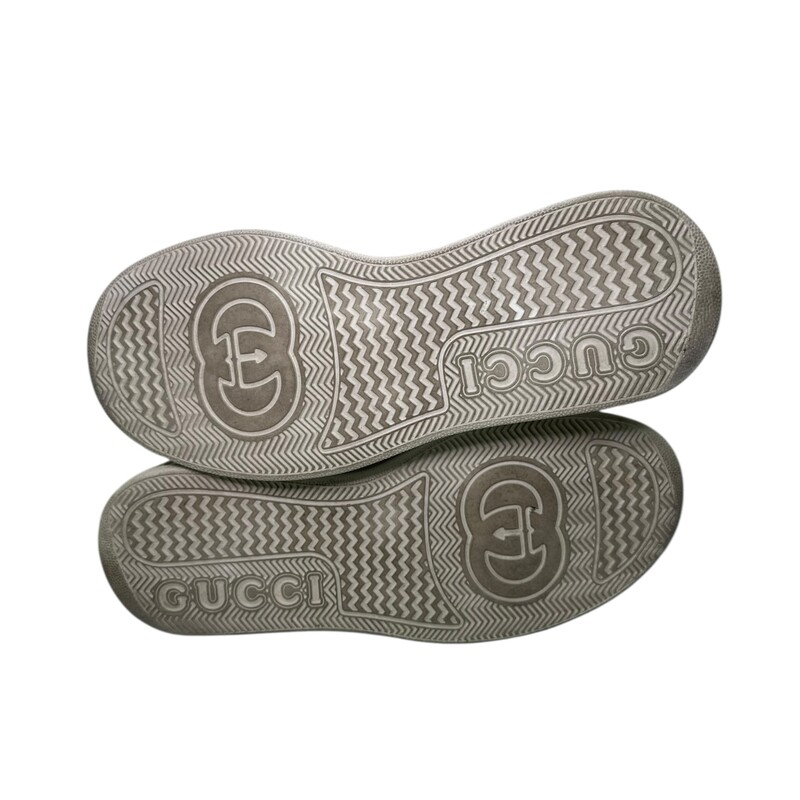 Gucci Embossed Leather Sneaker<br />
<br />
In good condition with some scratches on sides.<br />
<br />
Size 41<br />
<br />
Does not come with the original dust bag or box.