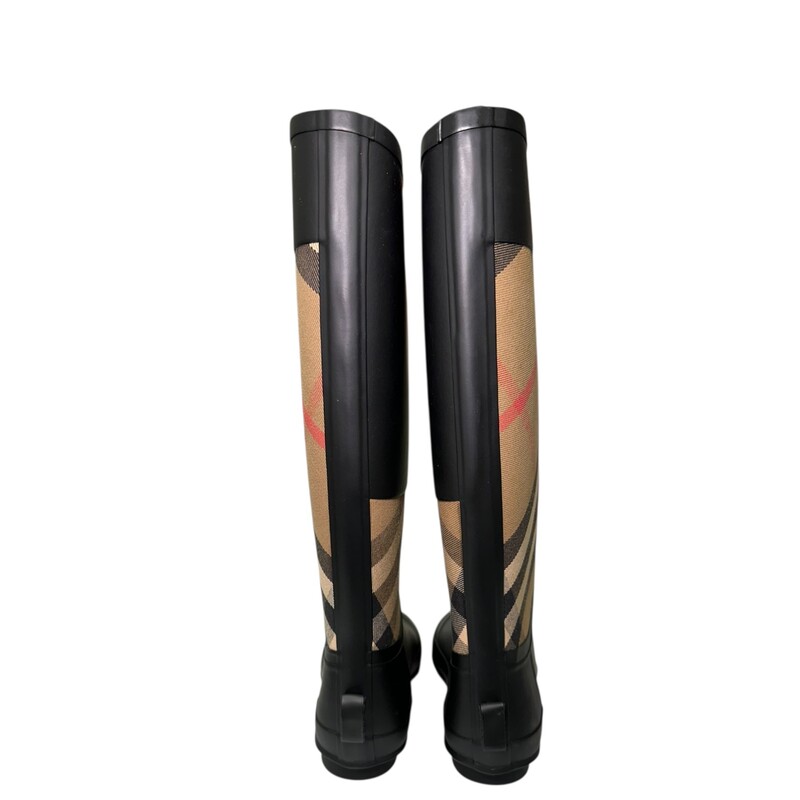 Burberry Clemence House Check Rubber Boots<br />
<br />
Size 37<br />
<br />
In excellent condition. Very faint scuffs on the rubber.<br />
<br />
Comes with original box.