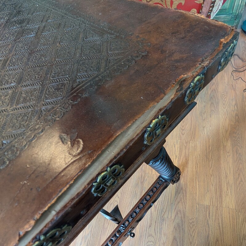 18th Cen Trestle Writing, Spanish, Leather<br />
55w x 32d x 32h