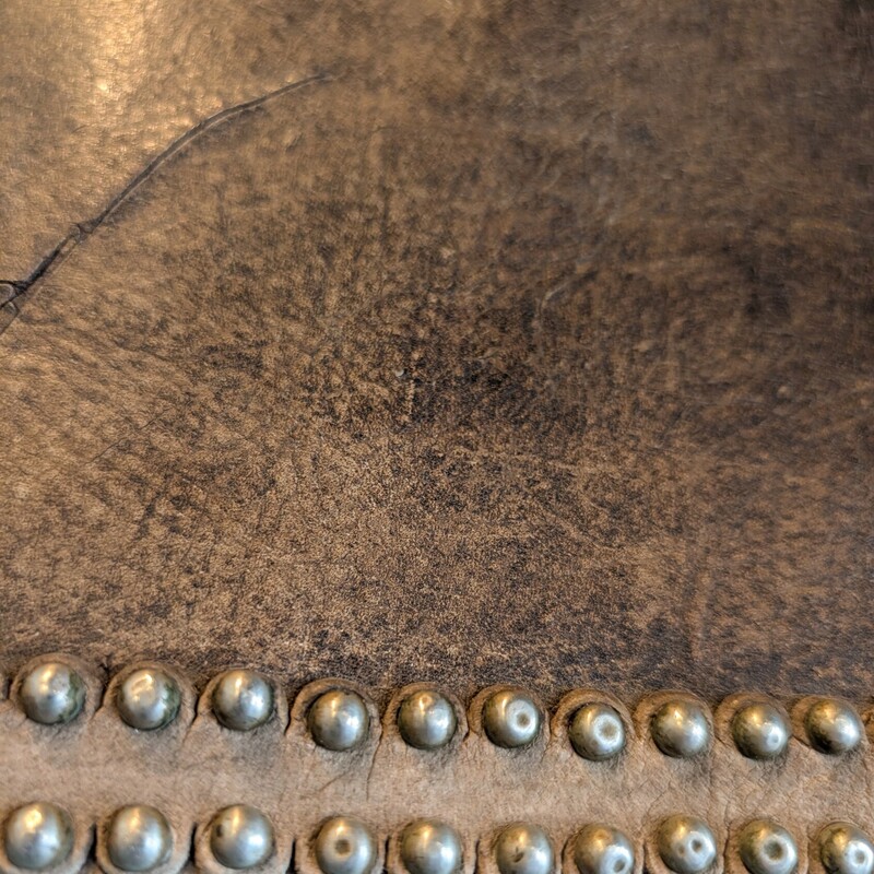 Vintage Batwing Chaps, Leather, Conchos<br />
36w x 40h