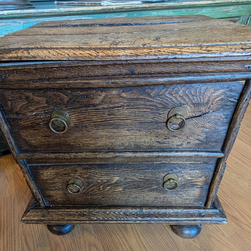 English Coal Bin/keeper, Oak, Edwardian
19.5w x 18d x 19h