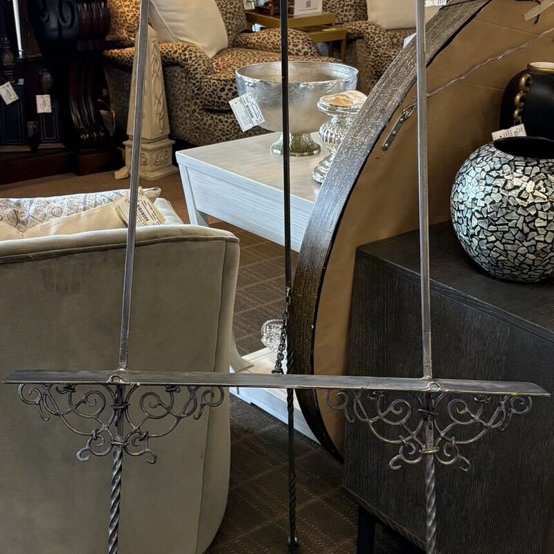 Metal Floor Easel