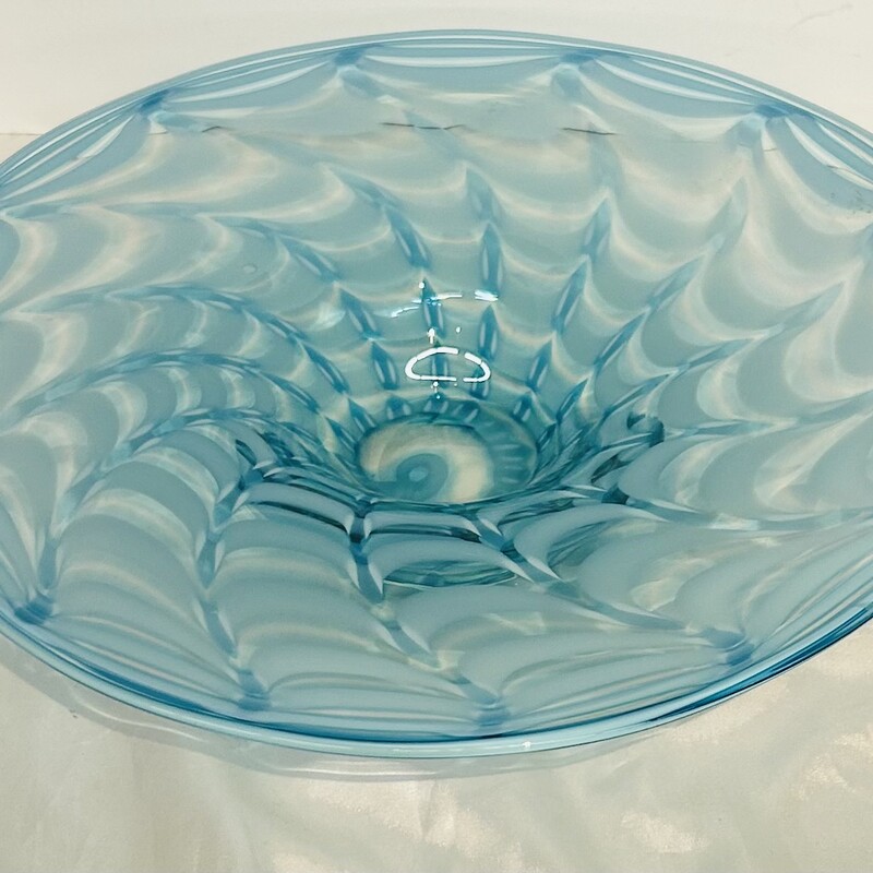 Pulled Swirl Glass Bowl