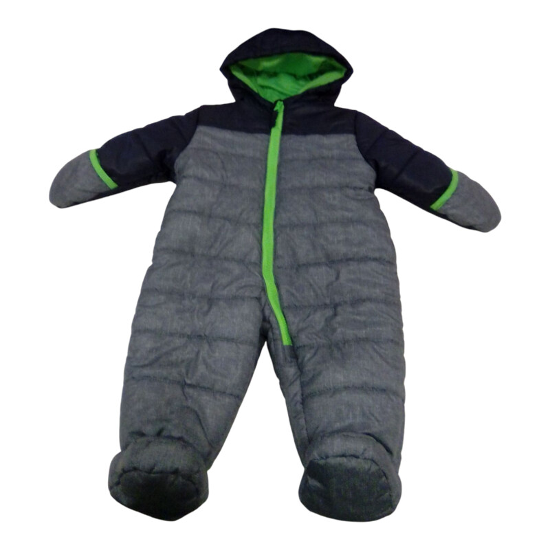 Snow Suit: Blue/Green, Boy, Size: 3/6m

Located at Pipsqueak Resale Boutique inside the Vancouver Mall, Suite 230, (upstairs between Round 1 and Golds Gym) or online at: #pipsqueakresale

All items are photographed prior to being steamed. Cross posted, items are located at #PipsqueakResaleBoutique, payments accepted: cash, paypal & credit cards. Any flaws will be described in the comments. More pictures available with link above. Local pick up available at the #VancouverMall, tax will be added (not included in price), shipping available (not included in price, *starts at $9.99; please contact regarding shipment of toys or other larger items), item can be placed on hold with communication, message with any questions. Join Pipsqueak Resale - Online to see all the new items! Follow us on IG @pipsqueakresale / Facebook @pipsqueakresaleboutique & Thanks for looking! Due to the nature of consignment, any known flaws will be described; ALL SHIPPED SALES ARE FINAL. All items are currently located inside Pipsqueak Resale Boutique as a store front items purchased on location before items are prepared for shipment will be refunded.

#resalerocks #shopsmall #pipsqueakresale #shopvanmall #vancouverwa #portland #reusereducerecycle #fashiononabudget #chooseused #consignment #savemoney #shoplocal #weship  #shopvanmall #vancouvermall #vancouver #vancouverwashington #keepusopen #shoplocalonline #resale #resaleboutique #mommyandme #minime #fashion #reseller #usedclothing #usedtoys #secondhand #consign #store #clothes #womensclothes #kidsclothes #shopvancouvermall
