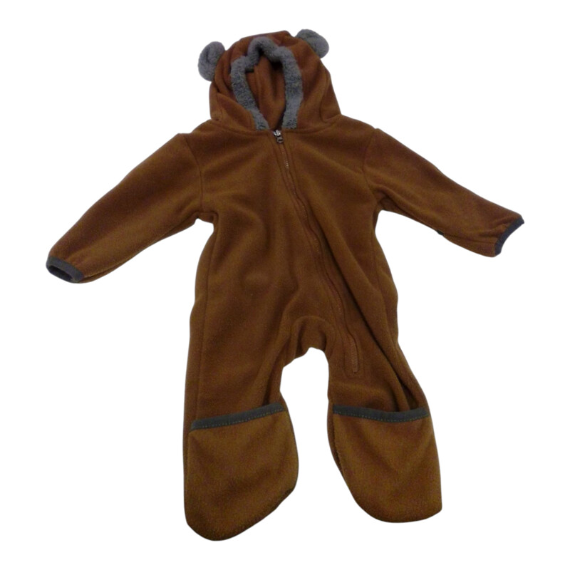 Snow Suit: Bear, Kids, Size: 3/6m

Located at Pipsqueak Resale Boutique inside the Vancouver Mall, Suite 230, (upstairs between Round 1 and Golds Gym) or online at: #pipsqueakresale

All items are photographed prior to being steamed. Cross posted, items are located at #PipsqueakResaleBoutique, payments accepted: cash, paypal & credit cards. Any flaws will be described in the comments. More pictures available with link above. Local pick up available at the #VancouverMall, tax will be added (not included in price), shipping available (not included in price, *starts at $9.99; please contact regarding shipment of toys or other larger items), item can be placed on hold with communication, message with any questions. Join Pipsqueak Resale - Online to see all the new items! Follow us on IG @pipsqueakresale / Facebook @pipsqueakresaleboutique & Thanks for looking! Due to the nature of consignment, any known flaws will be described; ALL SHIPPED SALES ARE FINAL. All items are currently located inside Pipsqueak Resale Boutique as a store front items purchased on location before items are prepared for shipment will be refunded.

#resalerocks #shopsmall #pipsqueakresale #shopvanmall #vancouverwa #portland #reusereducerecycle #fashiononabudget #chooseused #consignment #savemoney #shoplocal #weship  #shopvanmall #vancouvermall #vancouver #vancouverwashington #keepusopen #shoplocalonline #resale #resaleboutique #mommyandme #minime #fashion #reseller #usedclothing #usedtoys #secondhand #consign #store #clothes #womensclothes #kidsclothes #shopvancouvermall