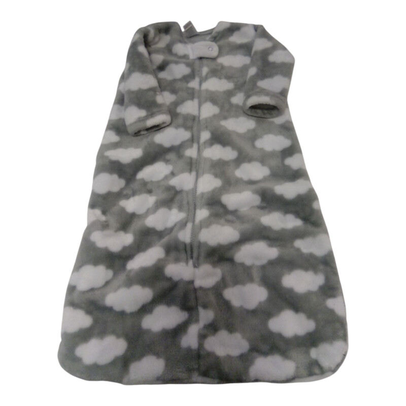 Sleep Sac: Clouds, Boy, Size: 0/6m

Located at Pipsqueak Resale Boutique inside the Vancouver Mall, Suite 230, (upstairs between Round 1 and Golds Gym) or online at: #pipsqueakresale

All items are photographed prior to being steamed. Cross posted, items are located at #PipsqueakResaleBoutique, payments accepted: cash, paypal & credit cards. Any flaws will be described in the comments. More pictures available with link above. Local pick up available at the #VancouverMall, tax will be added (not included in price), shipping available (not included in price, *starts at $9.99; please contact regarding shipment of toys or other larger items), item can be placed on hold with communication, message with any questions. Join Pipsqueak Resale - Online to see all the new items! Follow us on IG @pipsqueakresale / Facebook @pipsqueakresaleboutique & Thanks for looking! Due to the nature of consignment, any known flaws will be described; ALL SHIPPED SALES ARE FINAL. All items are currently located inside Pipsqueak Resale Boutique as a store front items purchased on location before items are prepared for shipment will be refunded.

#resalerocks #shopsmall #pipsqueakresale #shopvanmall #vancouverwa #portland #reusereducerecycle #fashiononabudget #chooseused #consignment #savemoney #shoplocal #weship  #shopvanmall #vancouvermall #vancouver #vancouverwashington #keepusopen #shoplocalonline #resale #resaleboutique #mommyandme #minime #fashion #reseller #usedclothing #usedtoys #secondhand #consign #store #clothes #womensclothes #kidsclothes #shopvancouvermall