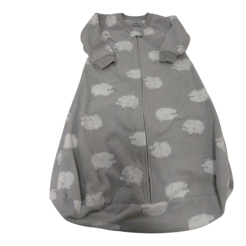 Sleep Sac Sheep, Boy, Size: 3/6m

Located at Pipsqueak Resale Boutique inside the Vancouver Mall, Suite 230, (upstairs between Round 1 and Golds Gym) or online at: #pipsqueakresale

All items are photographed prior to being steamed. Cross posted, items are located at #PipsqueakResaleBoutique, payments accepted: cash, paypal & credit cards. Any flaws will be described in the comments. More pictures available with link above. Local pick up available at the #VancouverMall, tax will be added (not included in price), shipping available (not included in price, *starts at $9.99; please contact regarding shipment of toys or other larger items), item can be placed on hold with communication, message with any questions. Join Pipsqueak Resale - Online to see all the new items! Follow us on IG @pipsqueakresale / Facebook @pipsqueakresaleboutique & Thanks for looking! Due to the nature of consignment, any known flaws will be described; ALL SHIPPED SALES ARE FINAL. All items are currently located inside Pipsqueak Resale Boutique as a store front items purchased on location before items are prepared for shipment will be refunded.

#resalerocks #shopsmall #pipsqueakresale #shopvanmall #vancouverwa #portland #reusereducerecycle #fashiononabudget #chooseused #consignment #savemoney #shoplocal #weship  #shopvanmall #vancouvermall #vancouver #vancouverwashington #keepusopen #shoplocalonline #resale #resaleboutique #mommyandme #minime #fashion #reseller #usedclothing #usedtoys #secondhand #consign #store #clothes #womensclothes #kidsclothes #shopvancouvermall