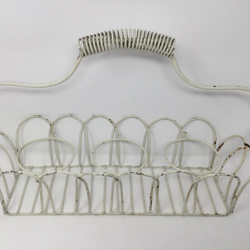 Metal & Glass Bottle Carrier
Antiqued Cream
Size: 19 X 12 In