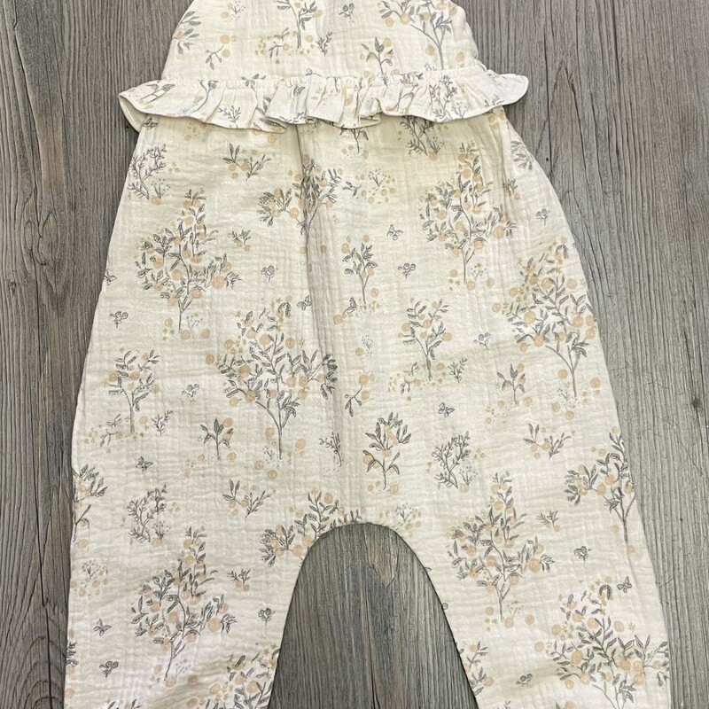 Rylee + Cru Kinsley Jumpsuit, Citrus grove,
Size: 6-12M
NEW
