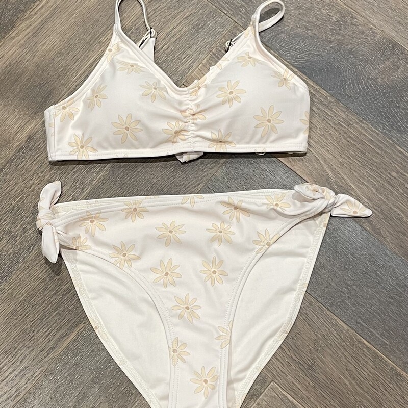 Rylee + Cru Alessia  Bikini, Daisies, Size: 12Y
NEW
