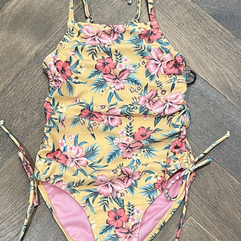 F4A Seaside One-piece, Floral, Size: 6Y
NEW