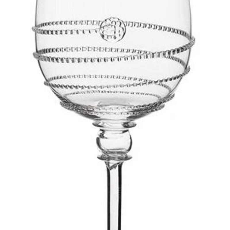 3 Juliska Amalia Goblets
Clear Acyrlic
Size: 3x9H
Rooftop soirees, mountaintop picnics, a Bordeaux sipped on the terrace-our acrylic drinkware allows the adventurous entertainer to throw caution to the wind and bask in a little practical indulgence. Multipurpose sizing and a modern silhouette are bound within an uplifting spiraling thread that never fails to catch the light and add a splash of sparkle to every moment. Dishwasher safe.
NEW Retail $60+