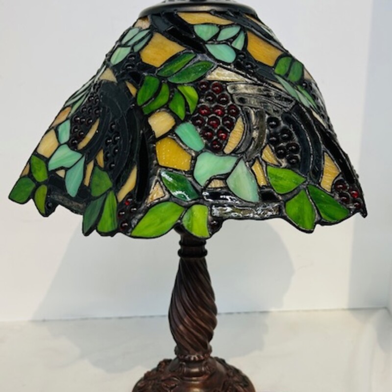 Tiffany Style Grapes Lamp