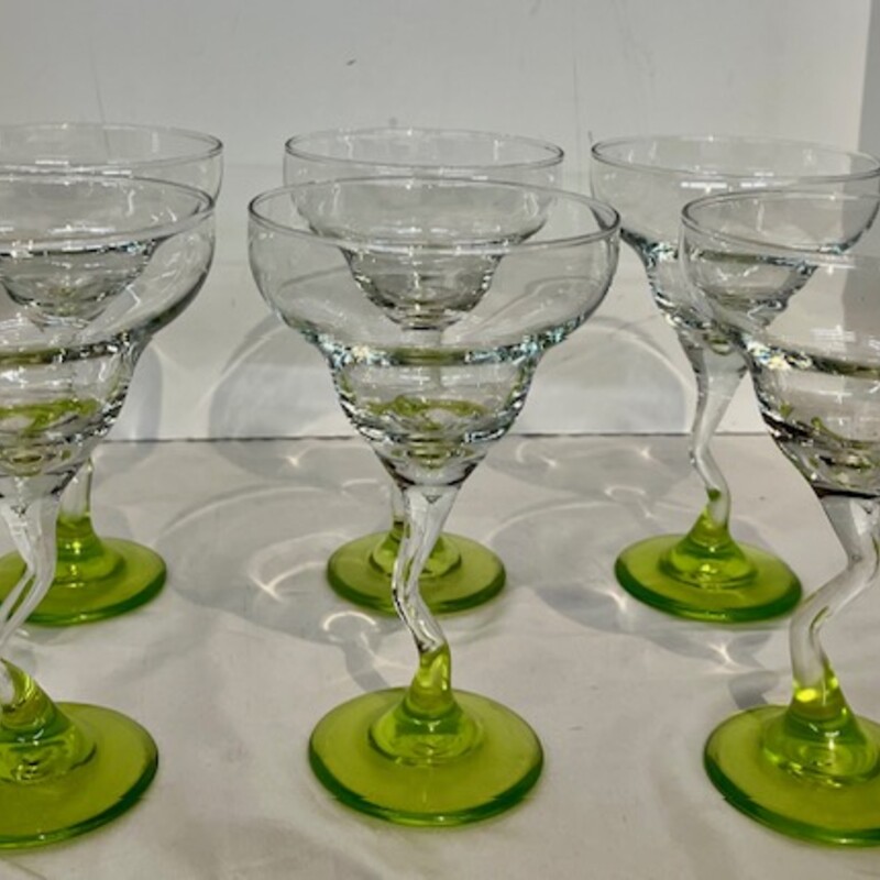 Set of 6 Partylite Fun in the Sun Margarita Glasses
Clear Green Size: 4.5 x 7H