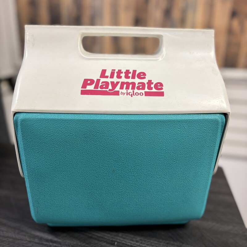 Vintage Little Playmate Igloo, Size: 10.5x11 In