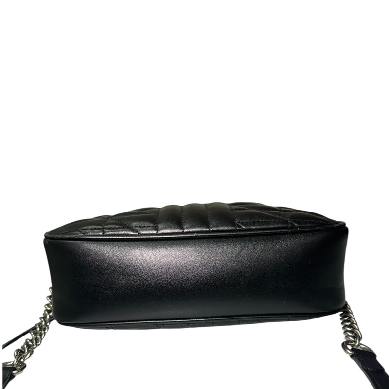 Gucci Calfskin Matelasse Aria Small GG Marmont Chain Shoulder Bag Black<br />
<br />
Code: 447682 520981<br />
<br />
Dimensions:<br />
Base length: 9.5 in<br />
Height: 5.75 in<br />
Width: 2.5 in<br />
Drop: 24 in to 0.00 in<br />
<br />
In very good condition. Light wear to the corners and the interior.<br />
<br />
Comes with the original dust bag. No box.