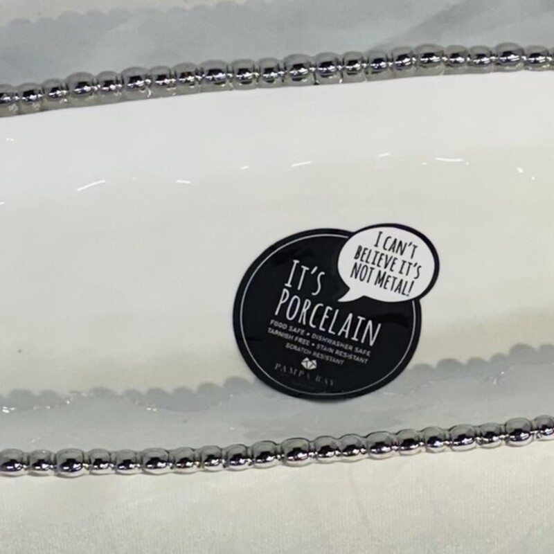 Pampa Bay Oblong Dish
White Silver
Size: 20x5x2H