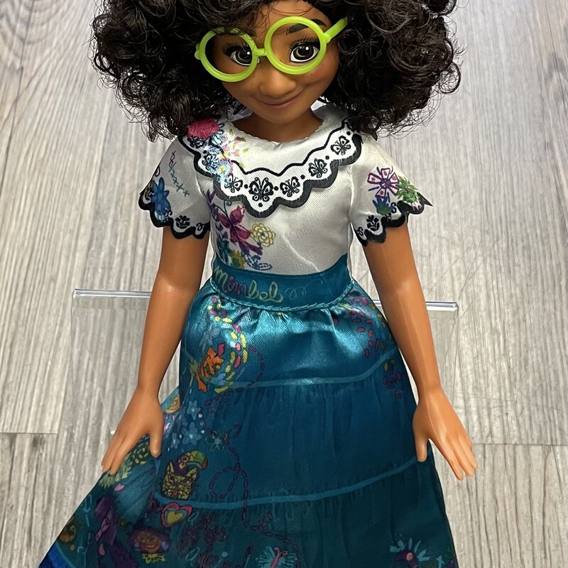 Disney Encanto Mirabel