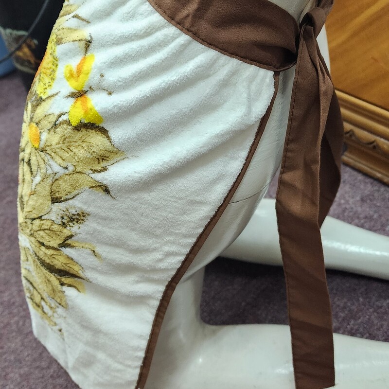 Vtg Amazing NOS Apron, Mushrooms, Size: 1/2<br />
4 available!