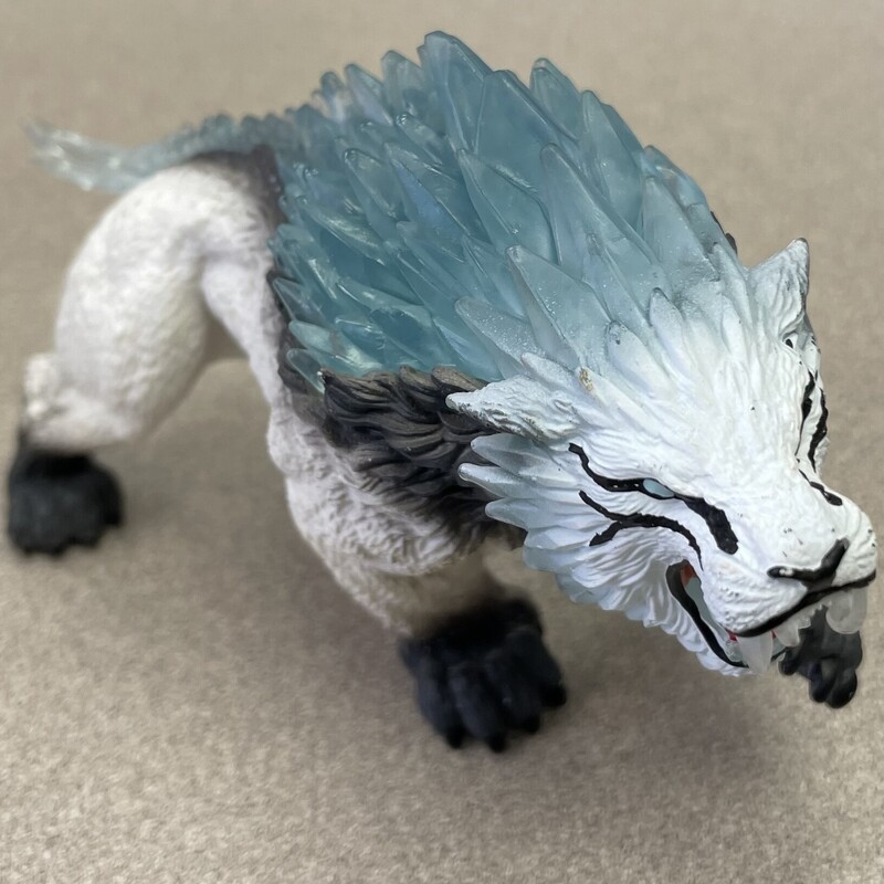 Schleich Eldrador Snow Wolf
 Multi, Size: 6 Inch
