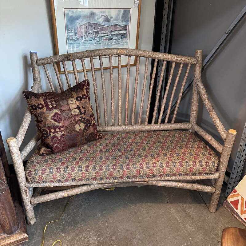 La Lune Settee