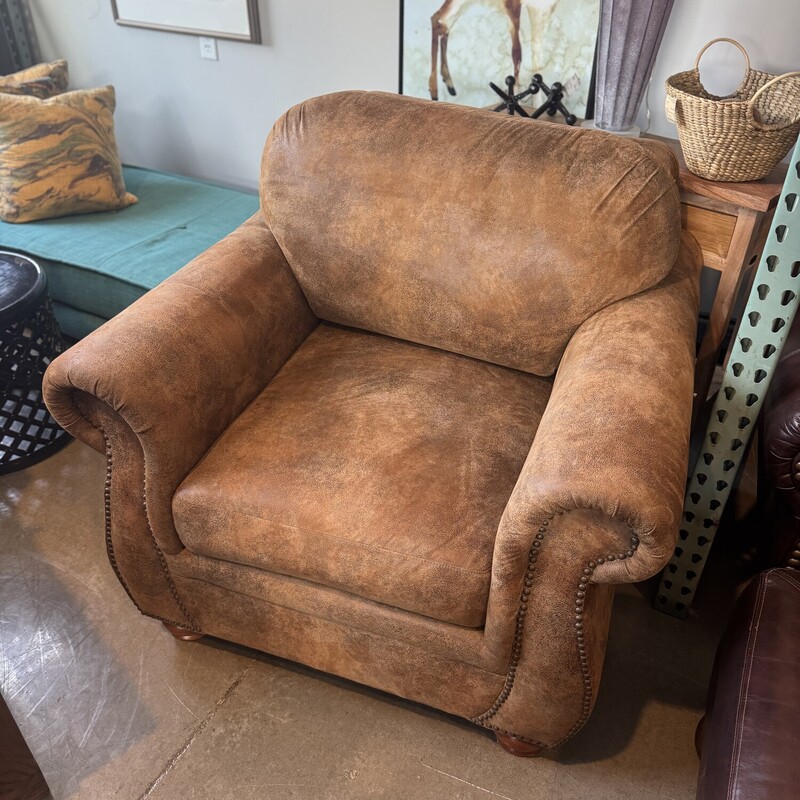 Western-Style Club Chair