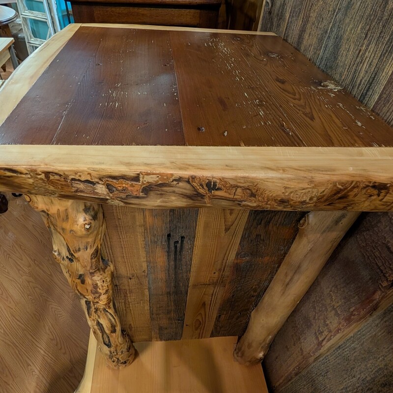 Rustic Log Side, 2 Drawer
23 x 20 x 30h