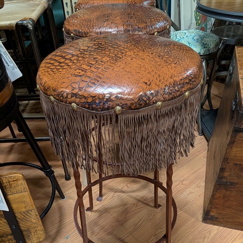 Iron Barstool W/Fringe