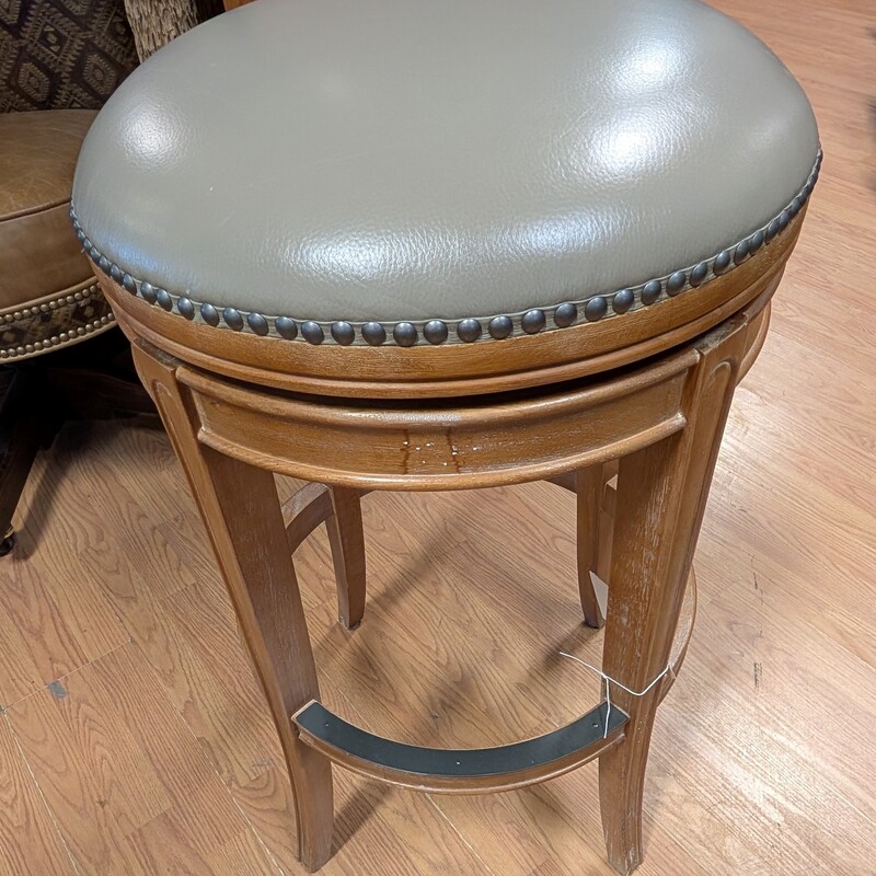 Frontgate Leather Swivel Barstool, Gray, Studs
18 Round x 30H