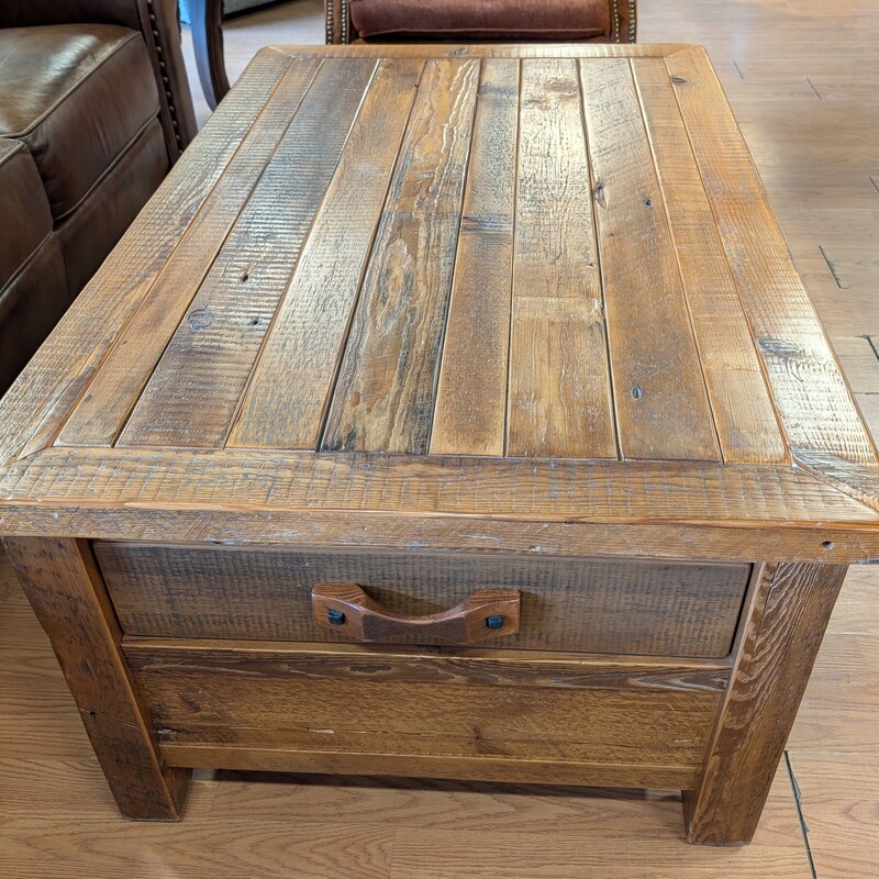 Rustic Coffee Table, 4 Drawer
48 x 30 x 20h