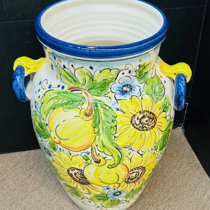 Italian Imported Lemon Sunflower Floral Planter
Yellow Green  Blues White
Size: 14x18
Italian Imported Planter
Hand Thrown and Hand Painted
Center Drain Hole
NEW Retail $200+
Coordinating Colors Sold Separately