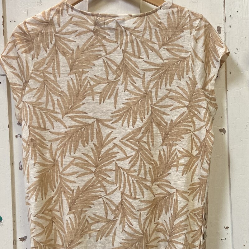 Crm/Tan Linen Palm Tee<br />
Crm/Tan<br />
Size: Medium