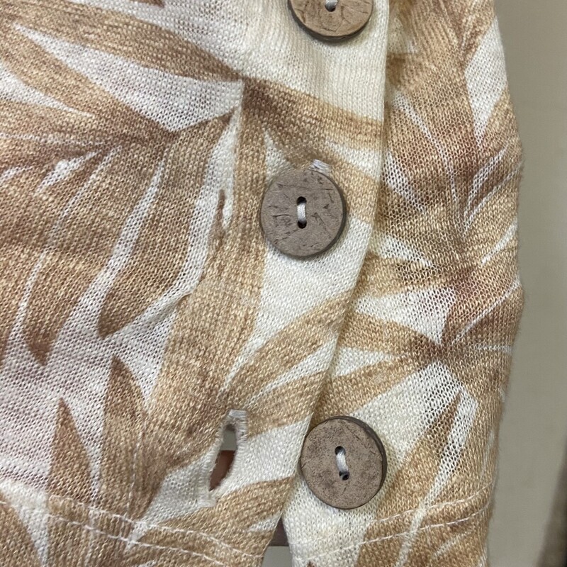 Crm/Tan Linen Palm Tee<br />
Crm/Tan<br />
Size: Medium