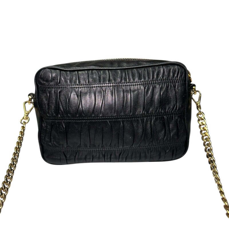 Prada Nappa Gaufre Camera Chain Bag<br />
<br />
Factory Code: 197/ B<br />
<br />
Dimensions:7.5W x 4H x 3D<br />
<br />
In very good condition. Corner wear, sime wear on strap, and some light tarnishing of hardware.<br />
<br />
Does not come with original dust bag or box.