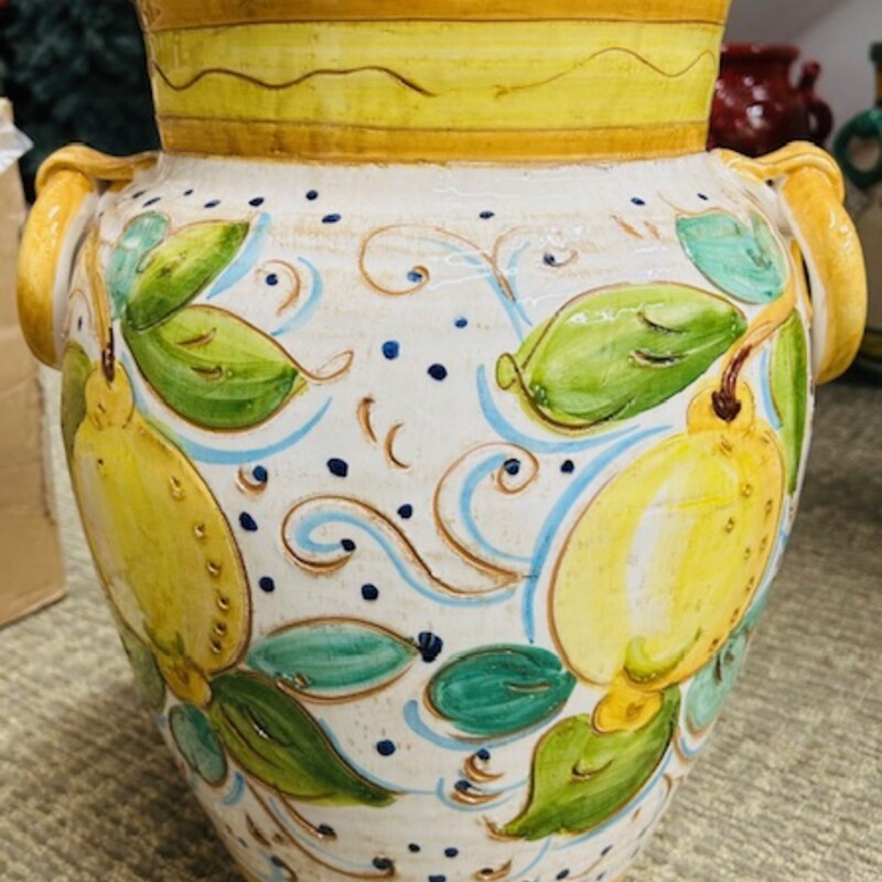 Italian Imported Lemon Floral Planter
Yellow Green Light Blue White
Size: 14x18
Italian Imported Grape Planter
Hand Thrown and Hand Painted
Center Drain Hole
NEW Retail $200+
Coordinating Colors Sold Separately