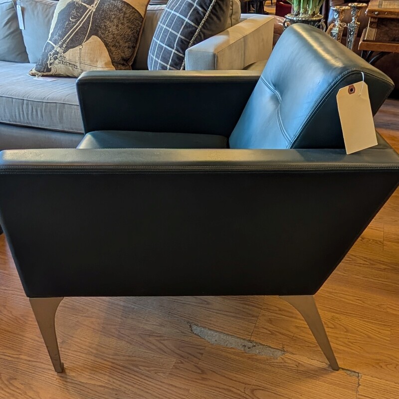 Modern Lounge Chair, Gray,
28 x 30 x 30h
AS IS