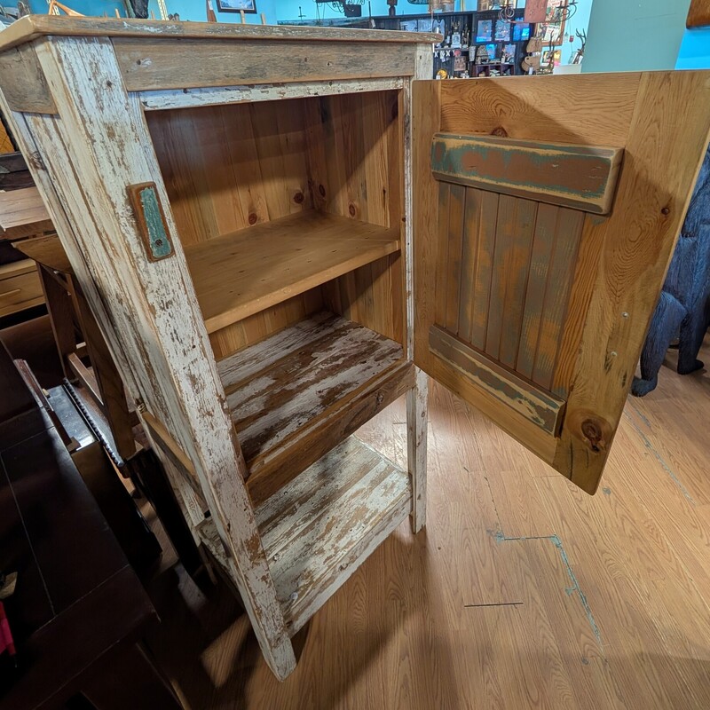 Shaby Chic Tall W/shelf, Wht/gree, 1 Door<br />
27w 19d 63h